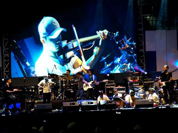 didietviolin's tweet photo. Keren fotonya, trimakasih :) RT"@angraangreni: Efek Kulkul nya massiih nyisa :D @didietviolin 's pic http://t.co/wUAdtPHUm4"