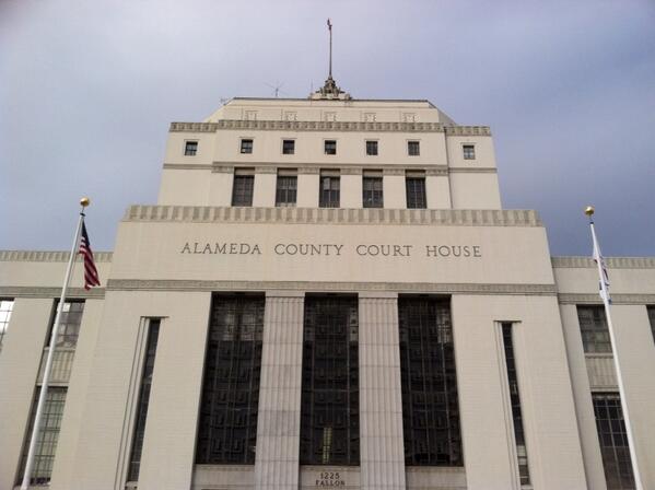 HeatherIshimaru's tweet photo. #BART unions presser @ 11 - Alameda Courthouse. Should learn who is high-powered lawyer hired to sue Board http://t.co/evuWoexjcL