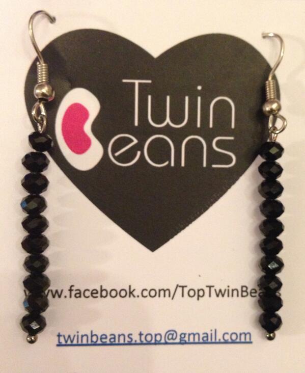 c_camillina's tweet photo. @beans_twin ed ecco i nuovi orecchini!#prenotali #regalo #Natale #compleanno #sorpresa 😊😊😊 http://t.co/GitG7xyn0N