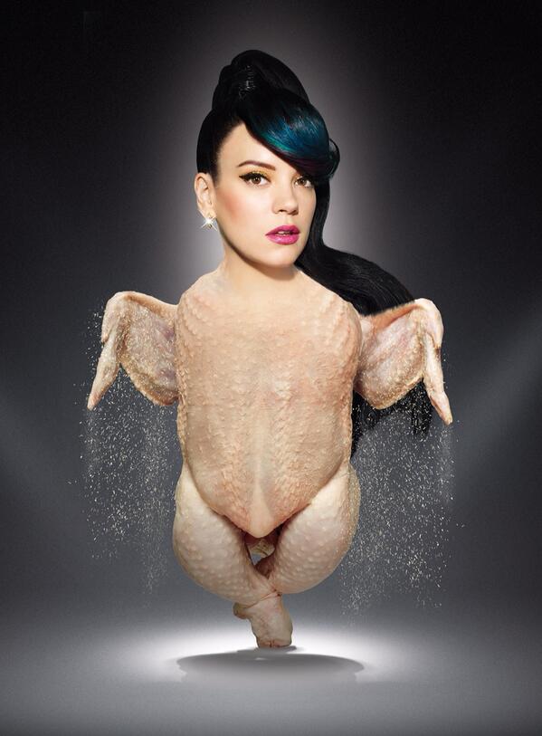 lilyallen's tweet photo. Merry Christmas everyone x http://t.co/42WLEX8rpW