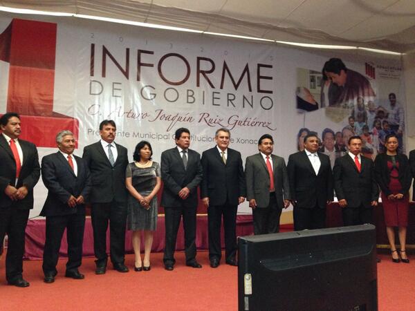 Isidro_mr's tweet photo. Foto del 1er informe de Gobierno del Presidente Municipal de Xonacatlán http://t.co/Lna0FELyhz