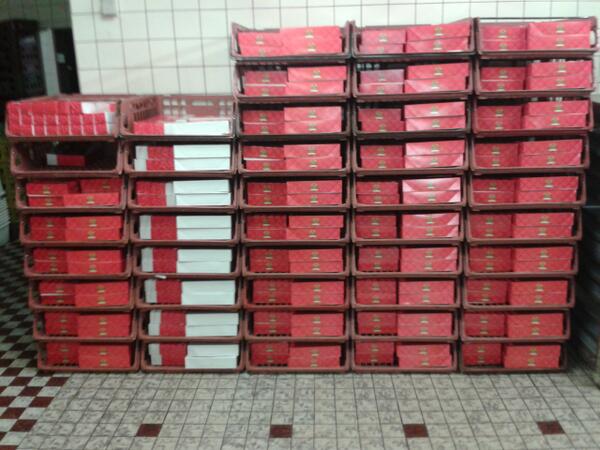 michaelwaal's tweet photo. Vandaag lekker bezig geweest voor sinterklaas http://t.co/flmnnIAUKR