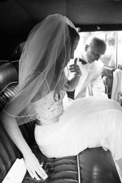 SMPTriState's tweet image. RT @GabriellaBridal: Love the seaside Greenwich wedding on @stylemepretty today! bit.ly/1hvUzDk