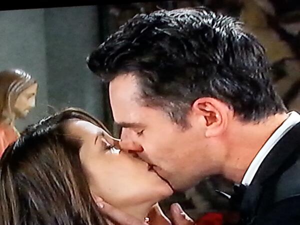 It’s my great honor and privilege  to present to you the real Mr. and Mrs. Patrick Drake! #GH #scrubsreunion