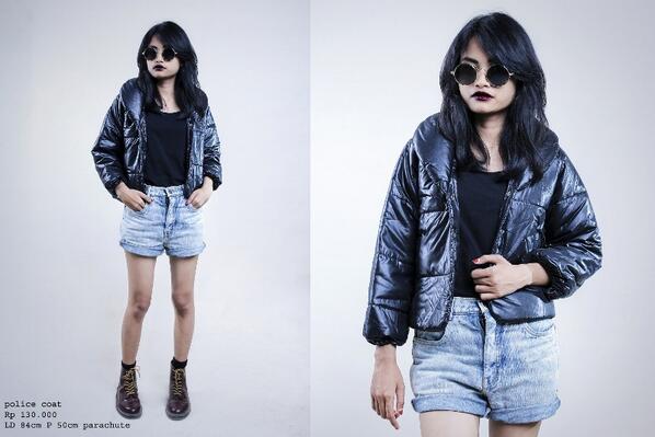 daily_wardrobe's tweet image. police coat | 130k | sms 085743756686 | #jualvintage #jualsecond #onlineshopindonesia