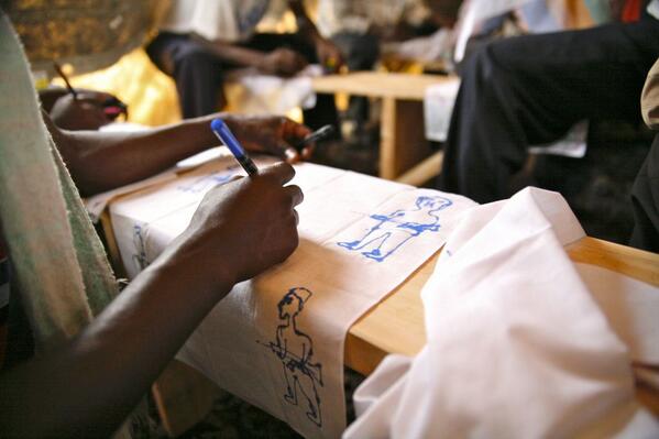 ExileIntl's tweet image. This #GivingTuesday, give healing for former #childsoldiers thru art therapy &amp;amp; rehabilitation exle.in/1c9R6mm