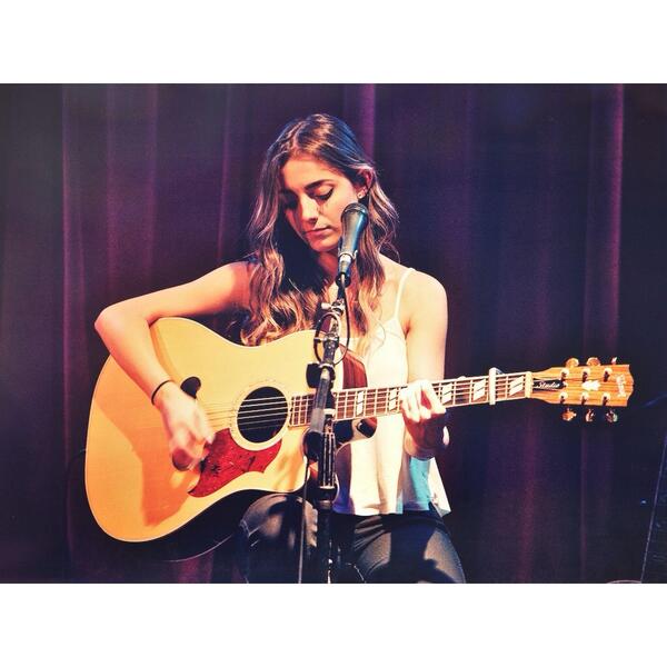 bothegirl's tweet photo. Can't wait to be back on stage in 2014 #ep #boandthebandofbrothers #songwriter http://t.co/ukYfgvIuu0