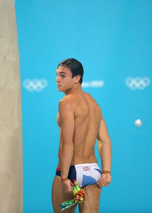 PrimaryBeats's tweet image. OMG: 10 Reasons Why People Think #TomDaley ( @TomIDaley1994 ) Is A #Bottom primarybeats.com/funny/10-reaso… @tomdaley_jcat13