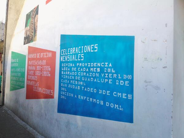 saberlegion's tweet image. Ésta pared me recordó las presentaciones del #CursoHTML5 de @LeX0712 #ParedeConLenguajeMetro