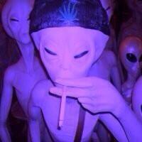 Barbie7Destiny's tweet image. Rn selfie with the homies #DifferentDNA