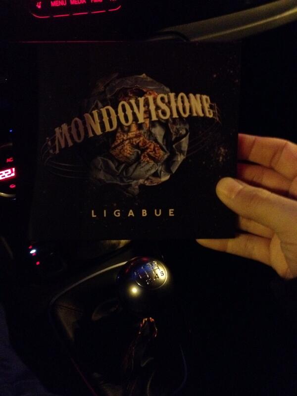 ACuccarese's tweet photo. Così è più facile andare a lavoro!!! #mondovisione http://t.co/dXvz25Sury
