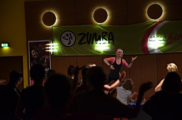 LColorati's tweet image. It`s Zumba-Fitness-Time with Laura de Samba... fashionblog-mallorca.blogspot.de