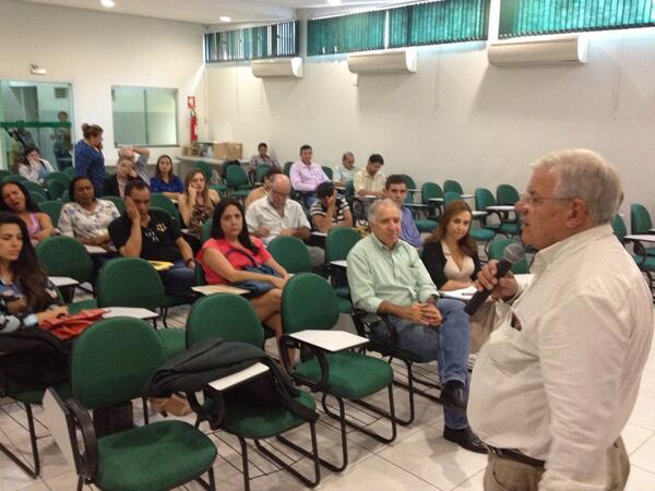 deputadamarina's tweet photo. 1ª Pós-Conferência do Meio Ambiente debate implementação da IV Conf. Nacional. mandato @marinasantanna PRESENTE http://t.co/sNhJXxl1Sk
