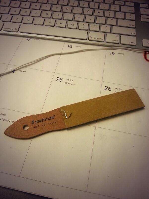 cool_sharry's tweet image. My makeshift nail file. #graphicdesignerprobs