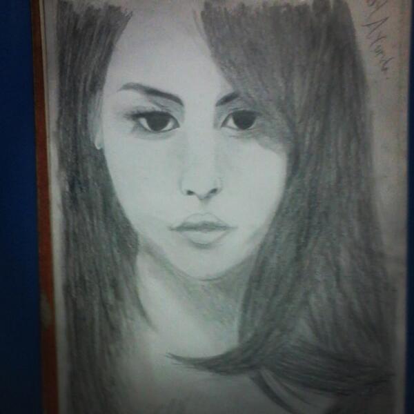 Ello_AP's tweet image. @bekasiart okee, ini min modelnya @maudyayunda #SketchFace
