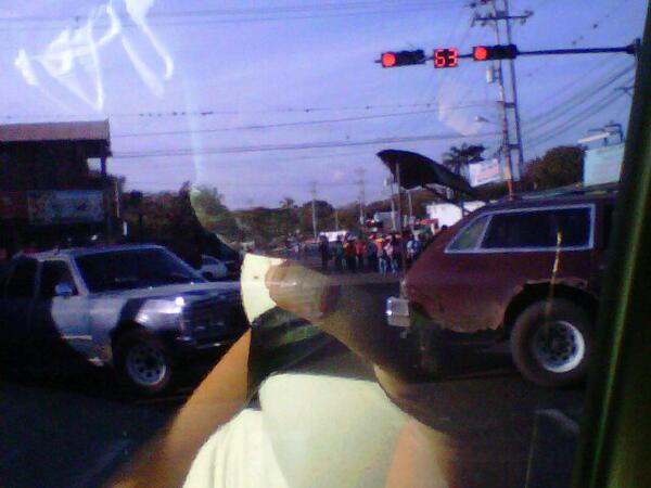 margioryk's tweet photo. @trafficLARA claro que si esta trancado en tamaca, http://t.co/AerDYp8Wua