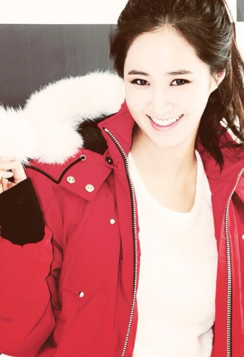findSNSDhere's tweet photo. #HappyYuricornDay :)) in 48 minutes!! http://t.co/5qfGBEHR8k