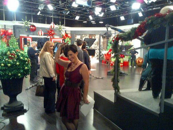 tailsdotcom's tweet photo. Thanks for hosting today Theresa! RT @theresaalbert: Filming @stevenandchris holiday DON'TS today http://t.co/e0Q6qLJdYL