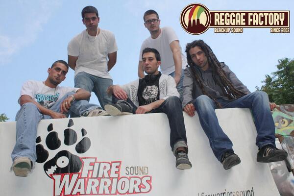 ReggaeFactory02's tweet photo. @FWsound estaràn a @ReggaeFactory02 a la @Sala_Apolo. Els acompanyaràn @BlackupSound, @urieneblina i més convidats. http://t.co/gtqvDaCBZD