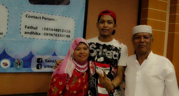 ElmMdr's tweet photo. @StandUpBKL_MDR @TretanMuslim so sweeeet bgt nih cak,mrip am Umi' ny smpean cak #showtomadura http://t.co/s2HYN8hxu4