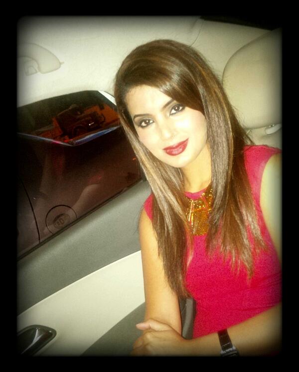 Geeta_Basra's tweet photo. And tonight I was the Lady in Red..! http://t.co/ArEC13Gzjx