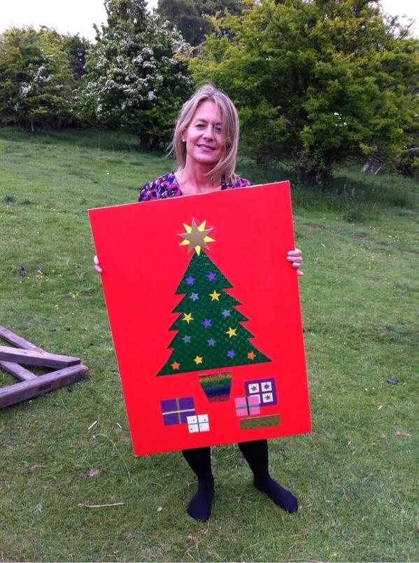 PEPAIDS's tweet image. To join in our Great Big Christmas Card competition for your chance to win fab prizes! bit.ly/18PDWcm #GBCC