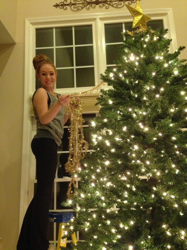 haileywilcat's tweet photo. Yah girl decorating the tree 🎄 http://t.co/wMjBpRssyG