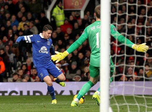 Everton's tweet photo. PHOTO: And here's the goal from tonight's matchwinner, @Bryan_Oviedo baby! #EFCMUFC http://t.co/6nbplqWKSE