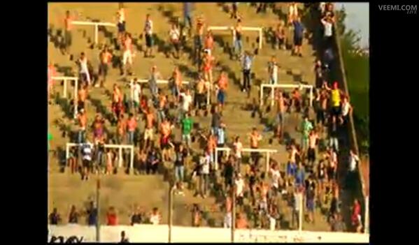 Club_Moron's tweet photo. ¿ Quien dijo que no habia visitantes en la #CopaArgentina ?

#DepMoron 1 vs #DepArmenio 3

#MoronCopandoEstadios http://t.co/6hZqZZRa7z