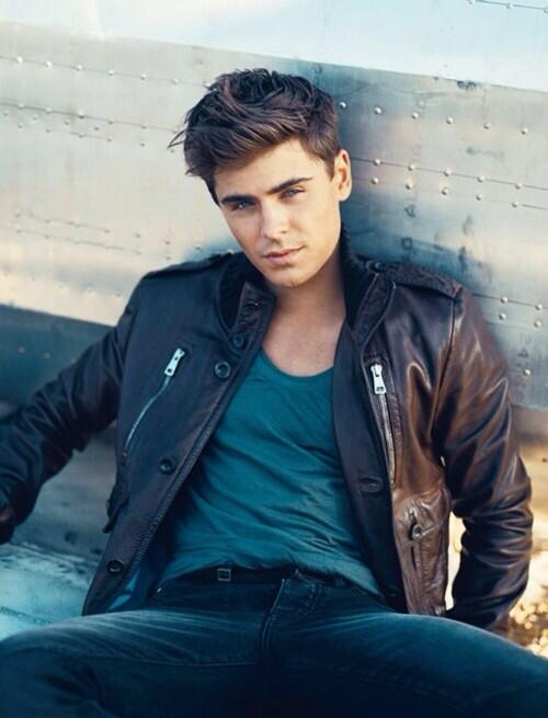 ManCandyWeek's tweet image. Zac Efron #Approved 😘❤️