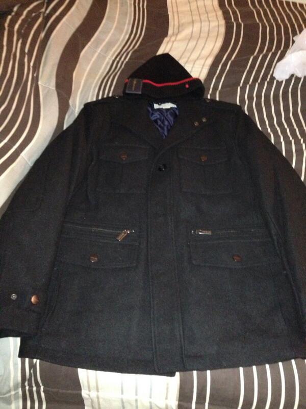 IM_FirstGen's tweet image. "Man on the horse cost more than 💯" - @StizzyLeftLane #Beanie #DoubleBreast #PCoatSeason