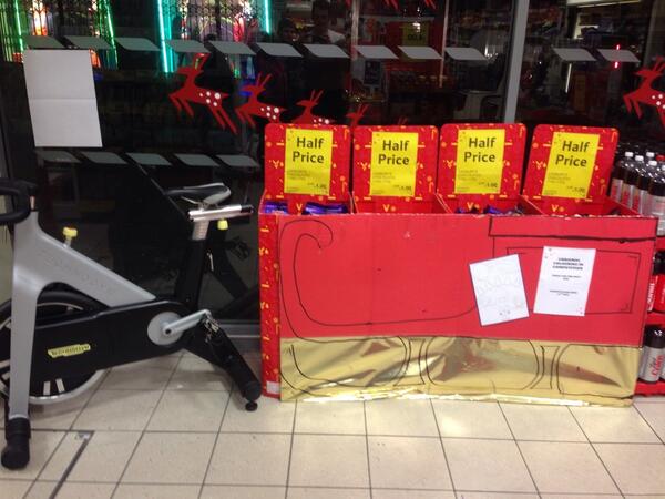 Come help high street express take the sleigh to Lapland and reach that £1 million for <a href="/DiabetesUK/">Diabetes UK</a> <a href="/MarkJGresham/">Mark Gresham</a>