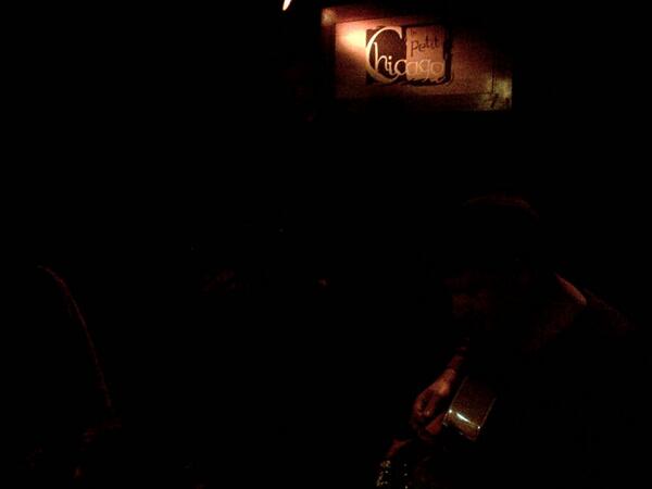 Django_Libre's tweet photo. setting up at the Petit Chicago!! http://t.co/zI5RSJn2Jl