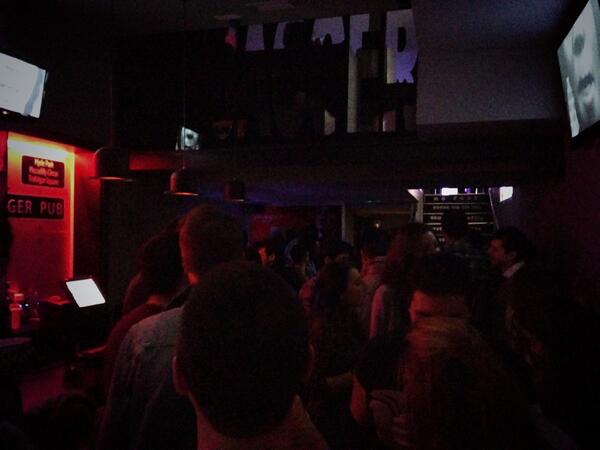 jagger_pub's tweet image. Así está el Jagger en estos momentos con la Fiesta Universitaria de Arquitectura...y aún queda mucha noche!!!