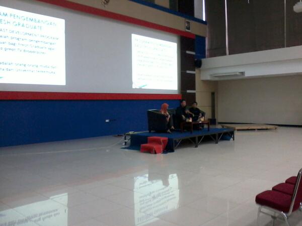 Kuliah umum manajem media dan perkembanganya. Aula TEBS