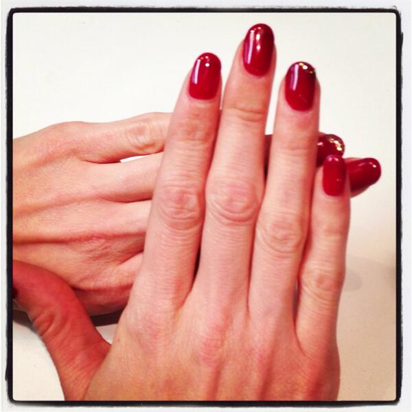 LiftOnMainAve's tweet photo. Shellac Christmas nails by Stacy Landry! http://t.co/ZLtympy1Jn