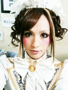 onnagata_bot's tweet photo. スカーレット 真咲 https://t.co/c42y0dnHhy