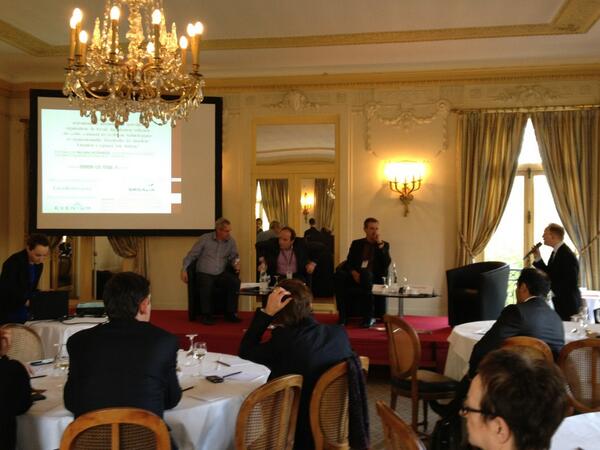 CrossKnowFR's tweet photo. Didier Payen (Sanofi R&amp;D) &amp; Frédéric Fouquet (CrossKnowledge) #CongresLTD http://t.co/e5MJpu1p3J