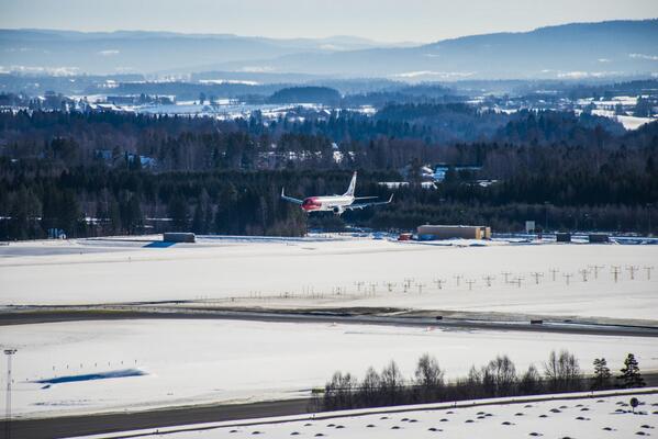 asalar's tweet photo. Norwegian Reports Continued Passenger Growth in November http://t.co/TnQyjedXYe http://t.co/8L1upuKGQB