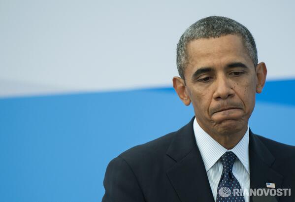 rianru's tweet photo. Президенту США не разрешают пользоваться IPhone http://t.co/O216UGBMAR http://t.co/lao5L8Og7O