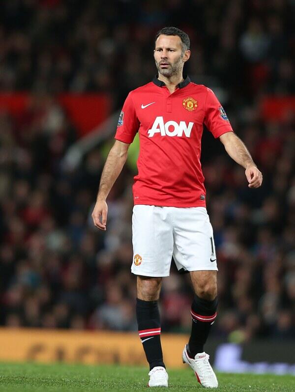 ManUtd's tweet photo. Ryan Giggs wants a rapid response from #mufc vs Newcastle: “It’s a quick turnaround but we must pick ourselves up." http://t.co/od7r4FJxWW