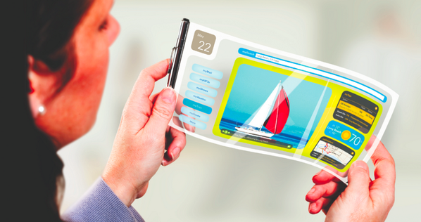 ForbesTech's tweet image. Meet the first flexible smartphone from LG onforb.es/1aBR4CP