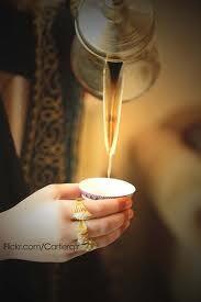 SLSLSL511's tweet image. : فوّحت لك دلة ع حر الأنفـاس اقلط وخذ فنجال ي نـور عيني دلة مشاعر تحتوي صدق الاحساس وفنجالهـا عمـرٍ تسوقـه يمينـي http://t.co/bDXGJD7tnr""