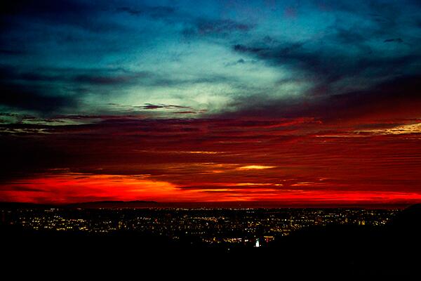 tylershields's tweet photo. The Sunset in Los Angeles. http://t.co/dFm9r8IKtF