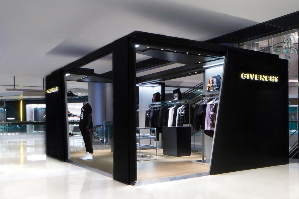 Givenchy ifc discount