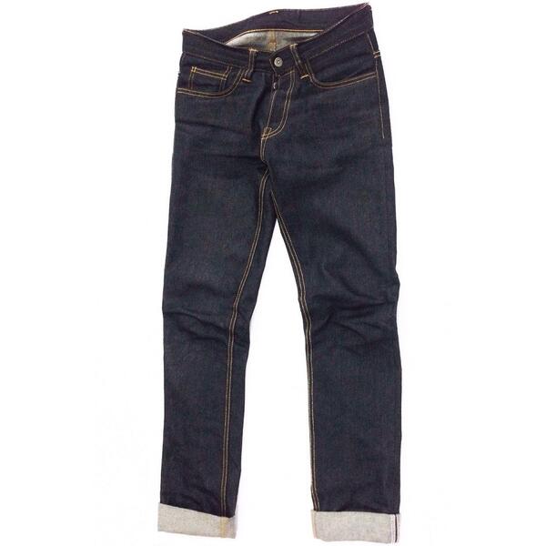 DIGHED_ID's tweet photo. Representing our first slim fit cut prototype. Get ready and grab yours! #DIGHED #CannotBeLeftBehind http://t.co/SqCnbpu0jh