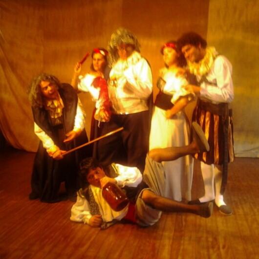 ISBArtes's tweet image. @qhacemospy @QueHayPy Este viernes 6\dic. a las 19:30 el @ISBArtes presenta la obra teatral&quot;El jues de los divorcios&quot;