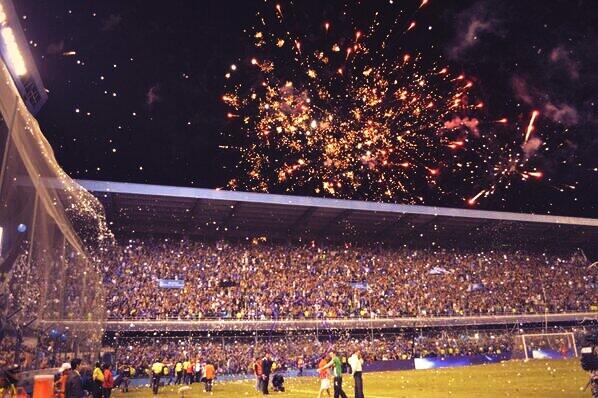 Mundo_Emelec's tweet photo. RT @PlanetaEmelec: Dale RT Si Emelec tiene la mejor hinchada del país! http://t.co/gmDtYQk3qU