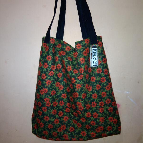 totebag..fabric cotton..size 40x41cm..for order 088801127637 / 76B1F2F3 (only 2 pcs) #very #limited