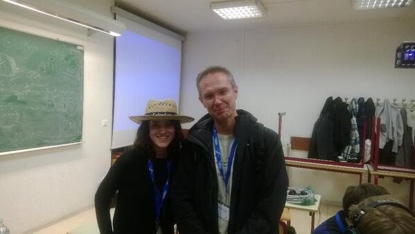AssassinsScript's tweet photo. Avec le soutien de julien haristoy Pauline a un nouveau petit copain ! Anthony deprime ...#nuitinfo http://t.co/A27RdgU5Ng